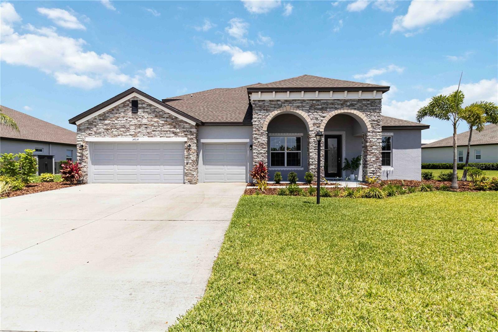 Property Photo: 14914 15th Street E FL 34219