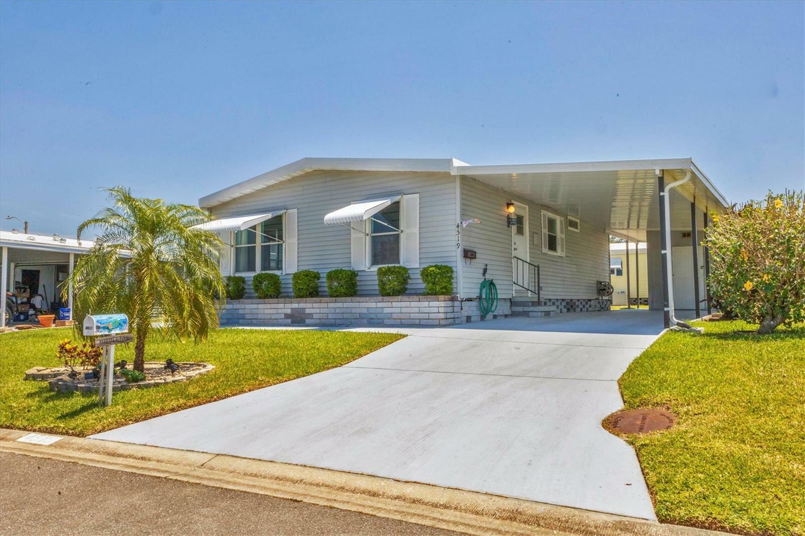 Property Photo: 4519 14th Street E FL 34222
