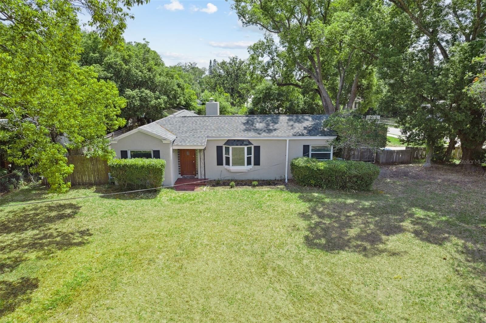 Property Photo:  4701 Goddard Avenue  FL 32804 