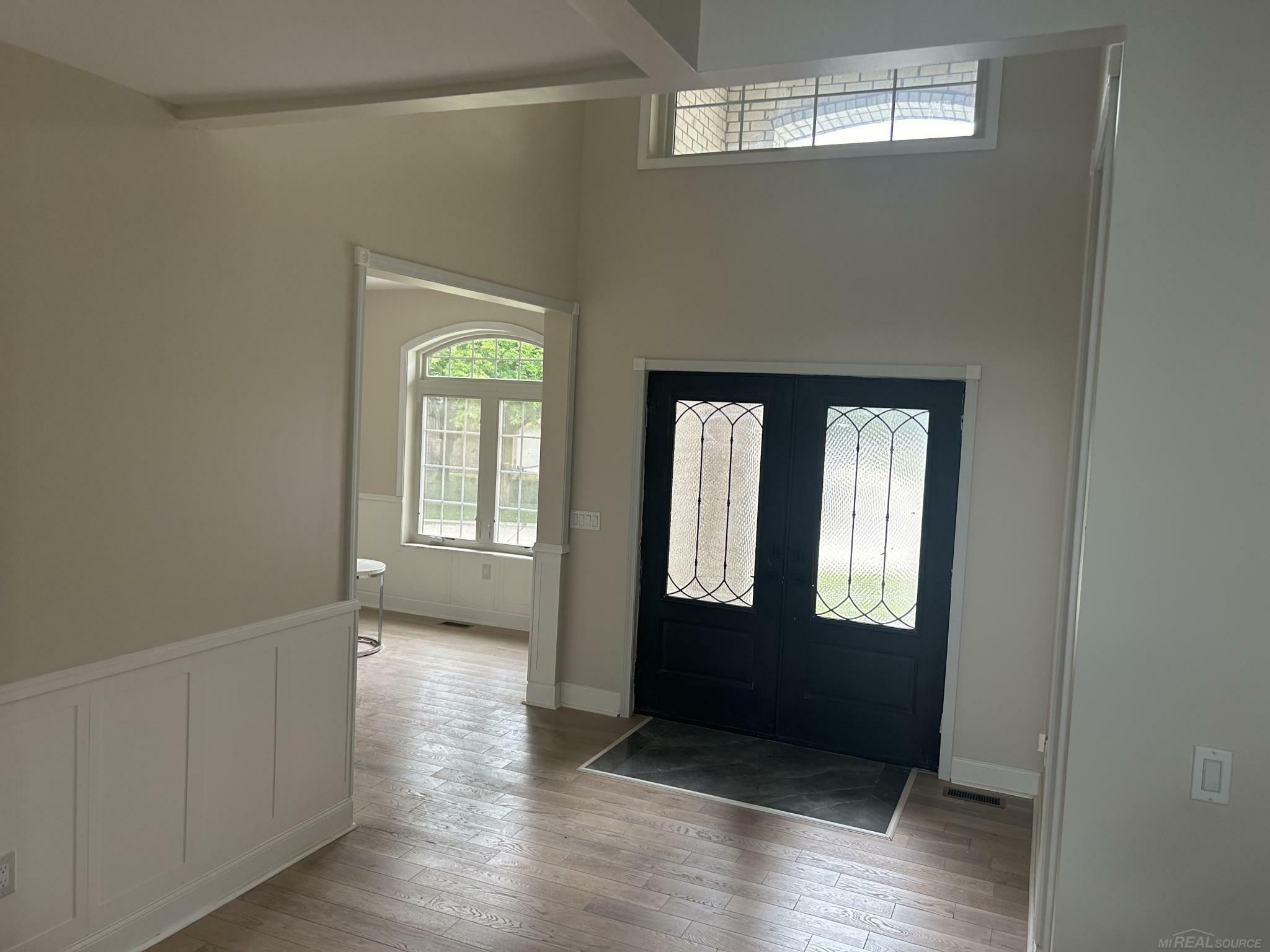 Property Photo: 1683 Delta Drive MI 48085