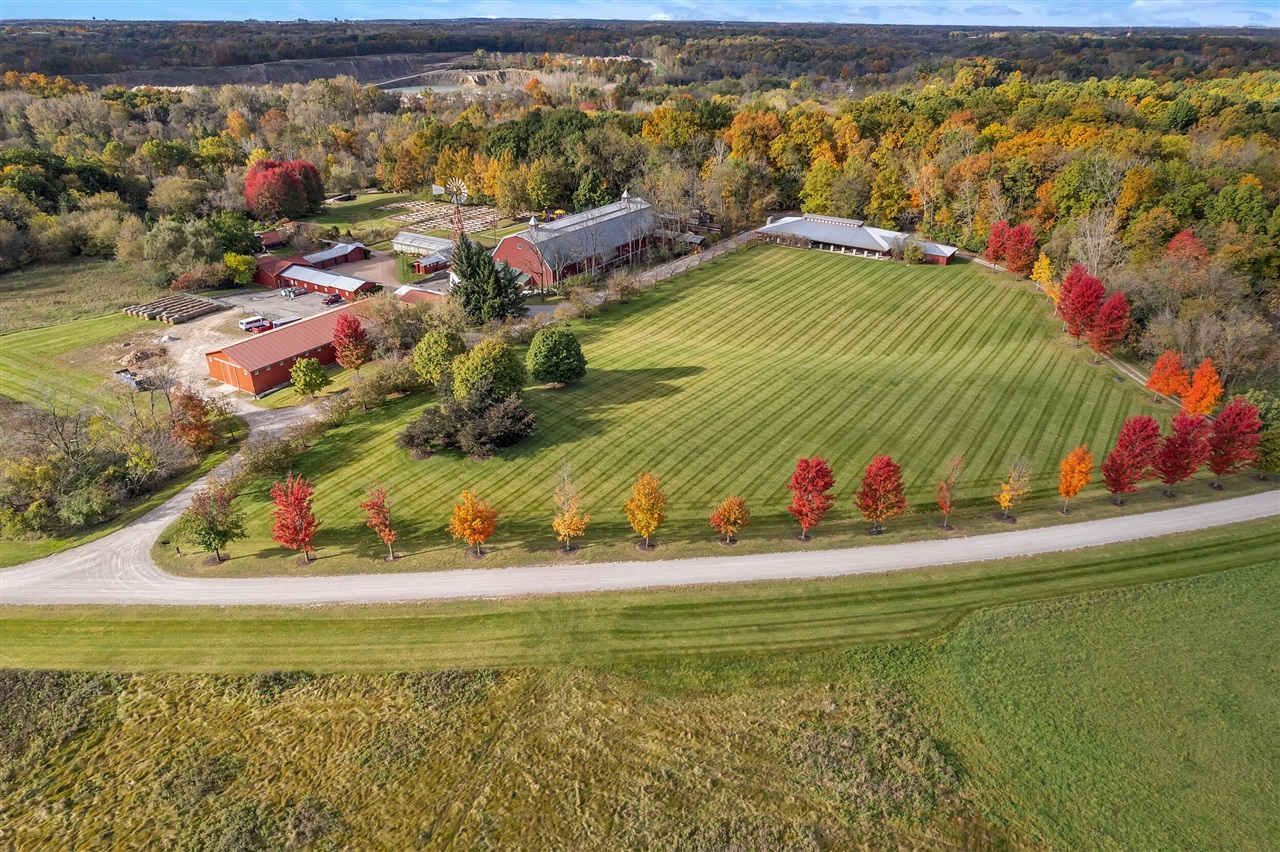Property Photo: 5140 Turtle Point Drive MI 48105-9262