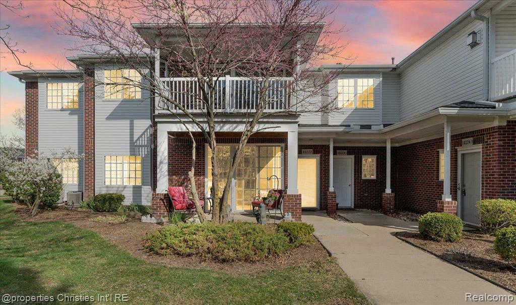 14222 Moravian Manor Circle  Sterling Heights MI 48312 5796 photo