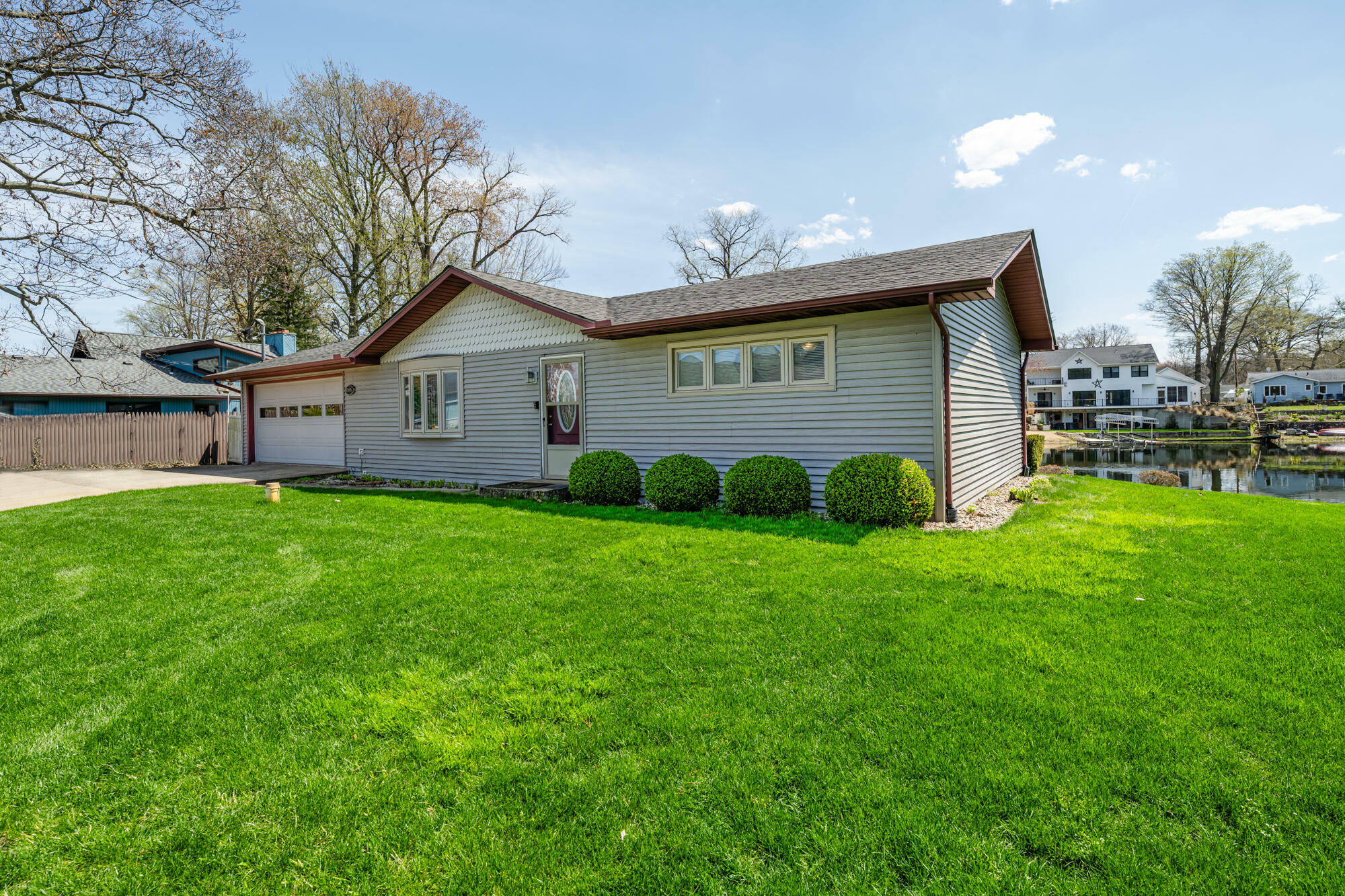 6968 Wil O Paw Road  Coloma MI 49038 photo