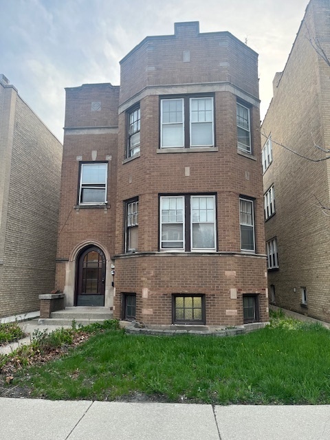 Property Photo: 5412 N Kimball Avenue IL 60625