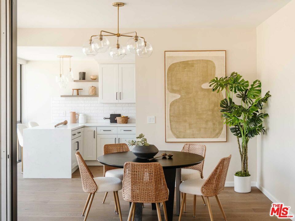 Property Photo:  318 N Maple Drive 408  CA 90210 