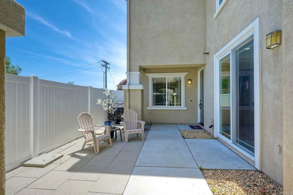 Property Photo: 369 Borden Rd CA 92069