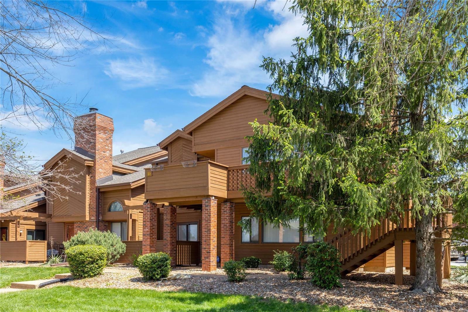 Property Photo:  222 Hemingway Lane  MO 63304 