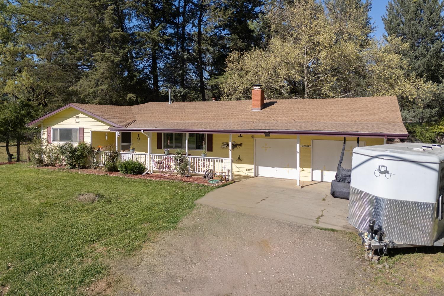 17098 Clover Road  Penn Valley CA 95946 photo
