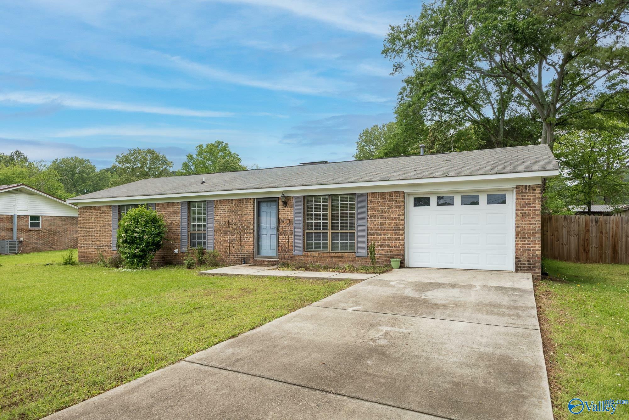 Property Photo: 4513 Alberta Drive SW AL 35603