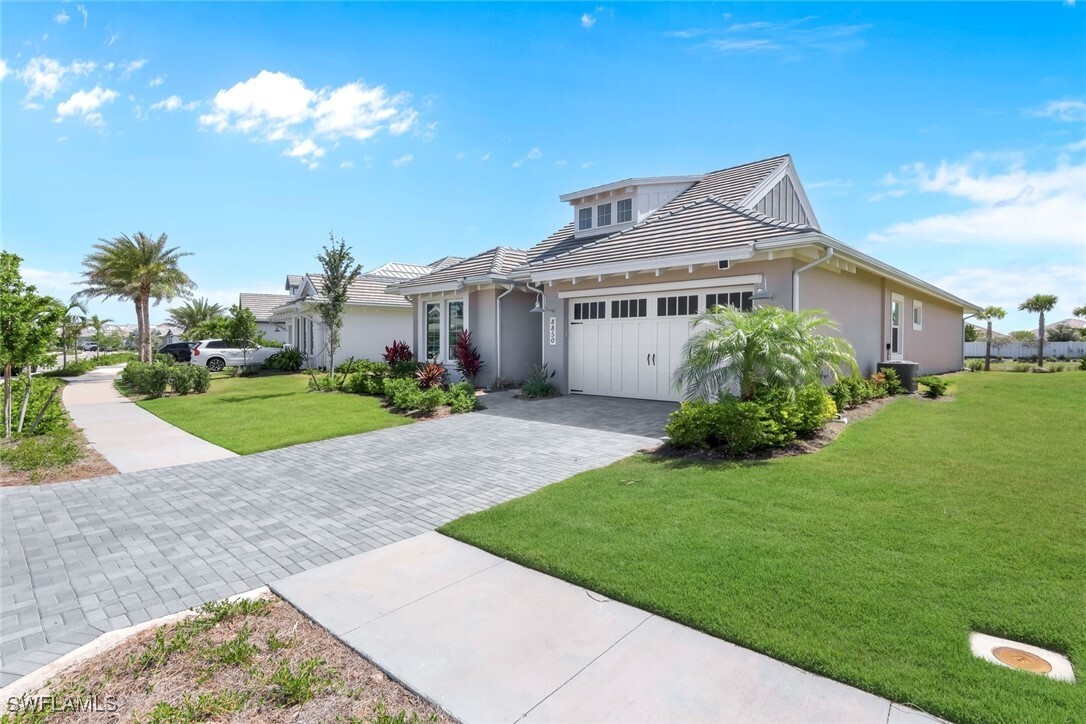 Property Photo: 8850 Calypso Court FL 34112