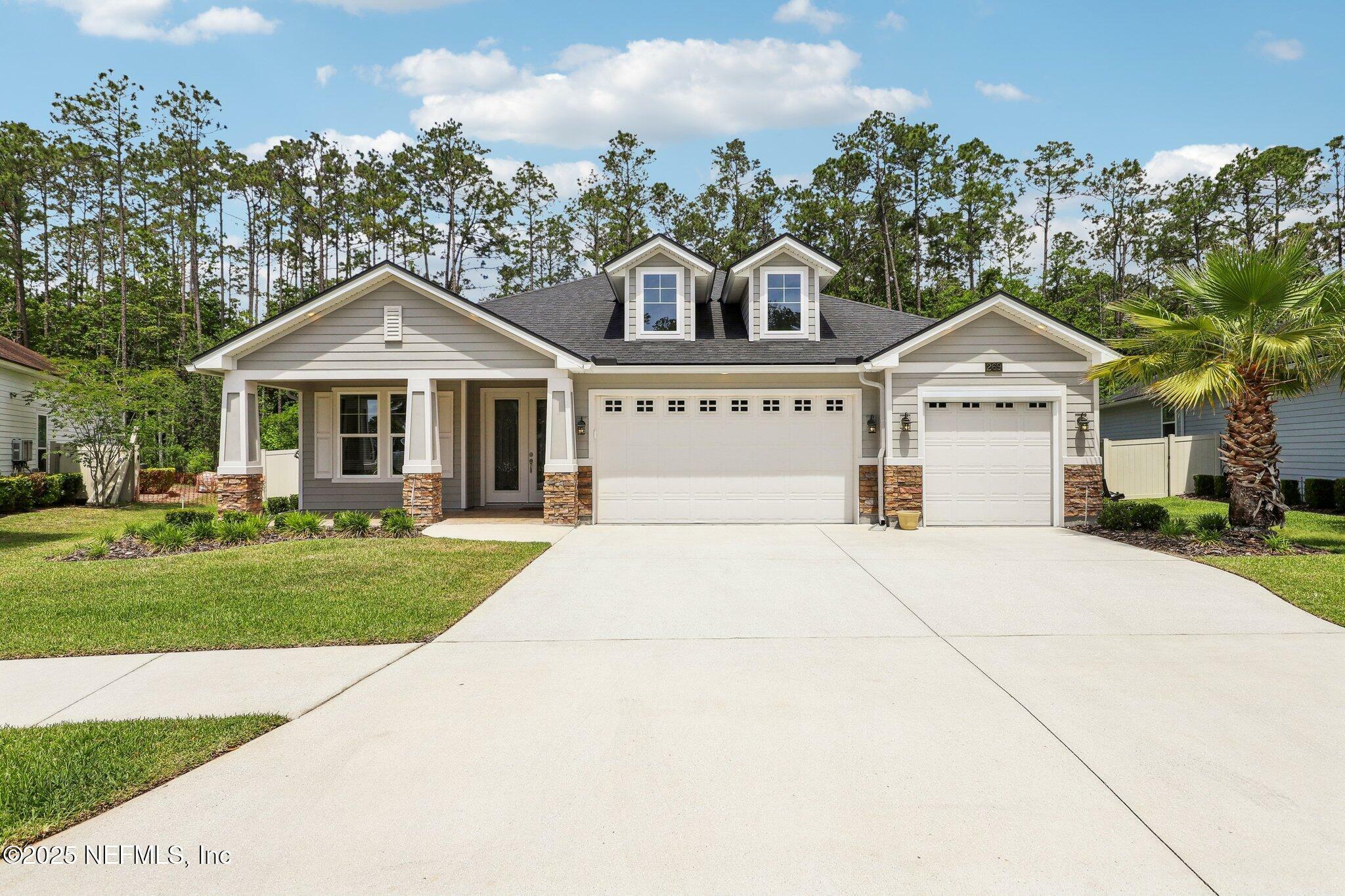 Property Photo: 269 Senegal Drive FL 32081