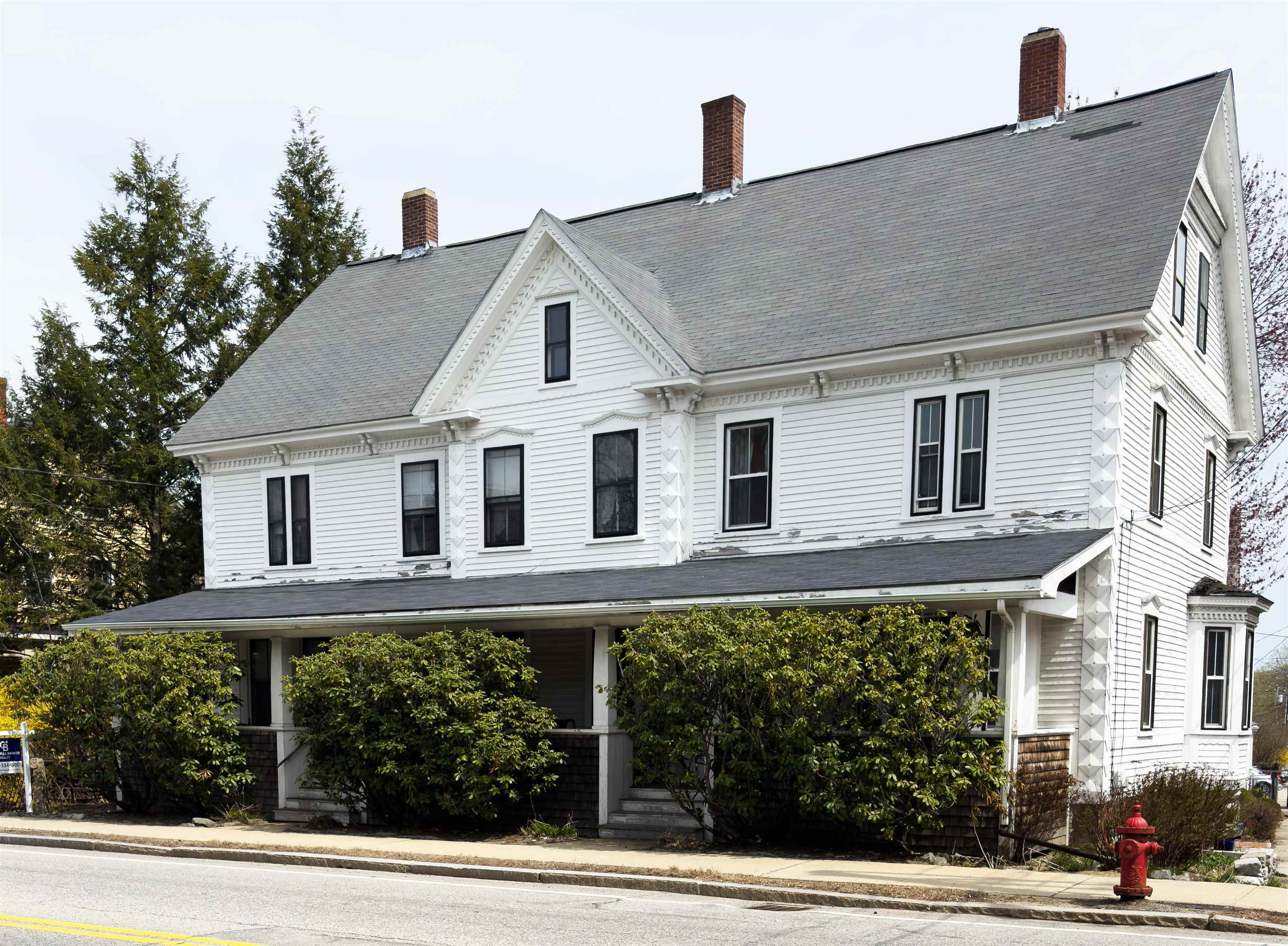 Property Photo: 181 Central Avenue NH 03820-4003