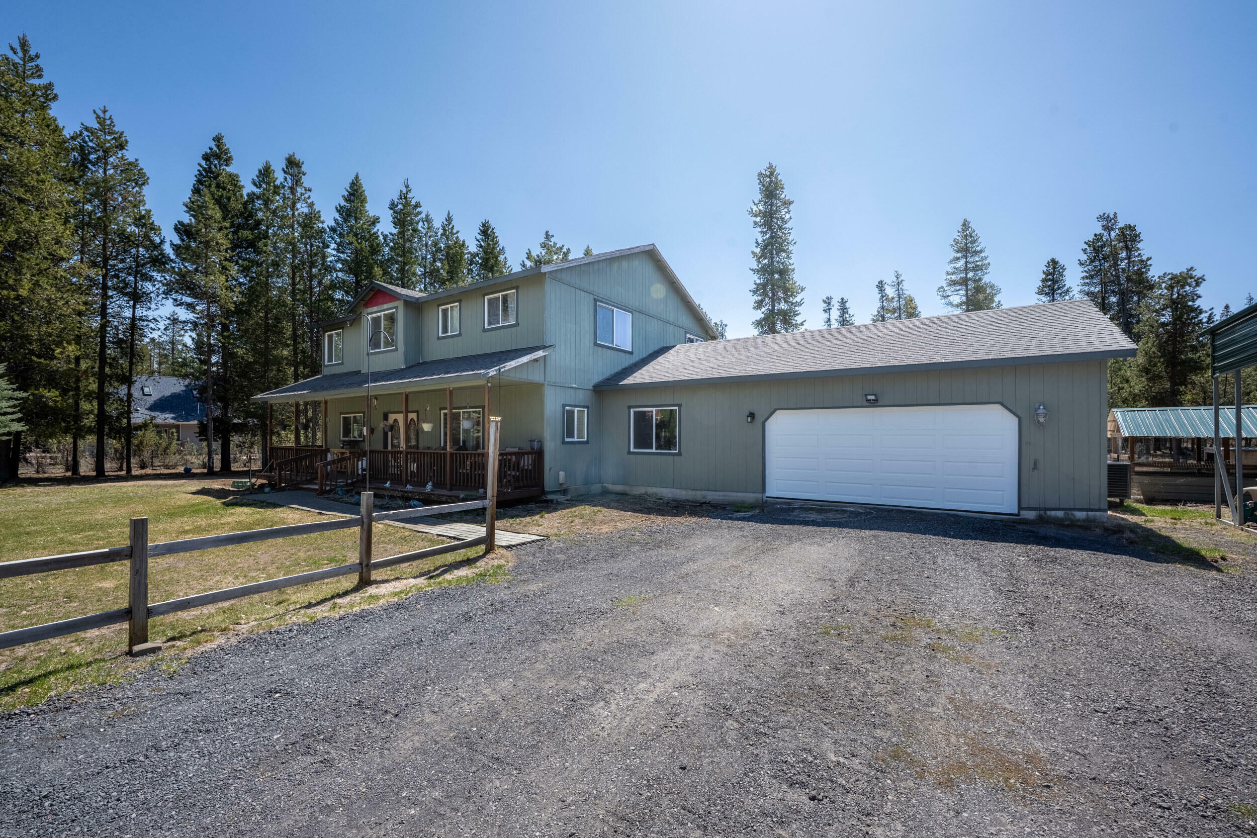 Property Photo:  52302 Whispering Pines Road  OR 97739 