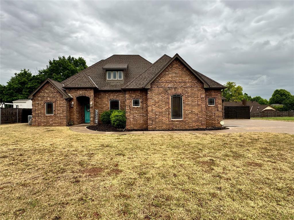 2842 Country Club Drive  Chickasha OK 73018 photo