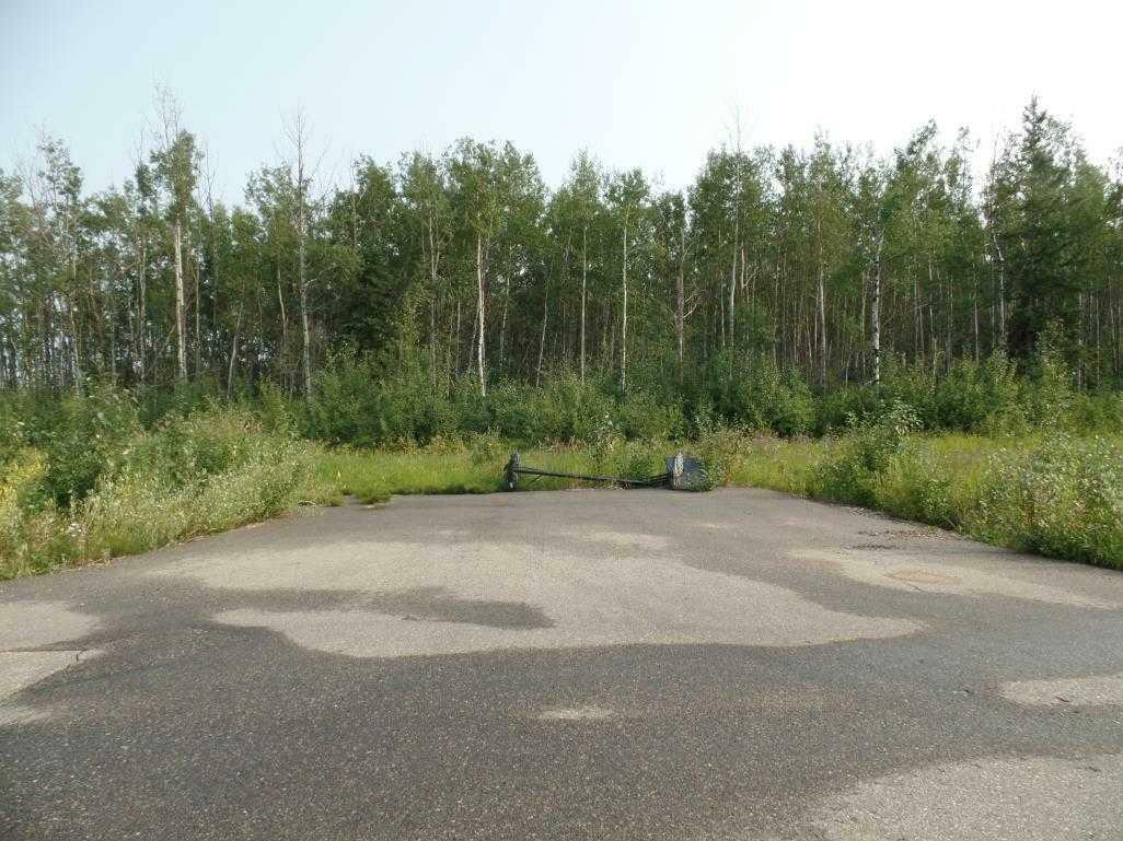 Property Photo: 13348 672A Township 312 AB T0A 2C0