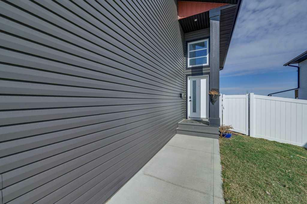 Property Photo: 70 Parlby Crescent AB T4L 0J9