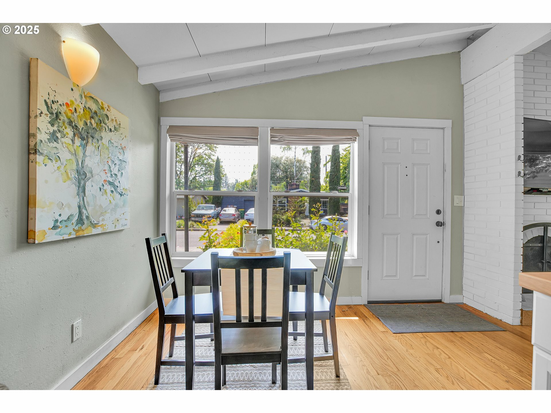 Property Photo: 11525 SW 14th St OR 97005