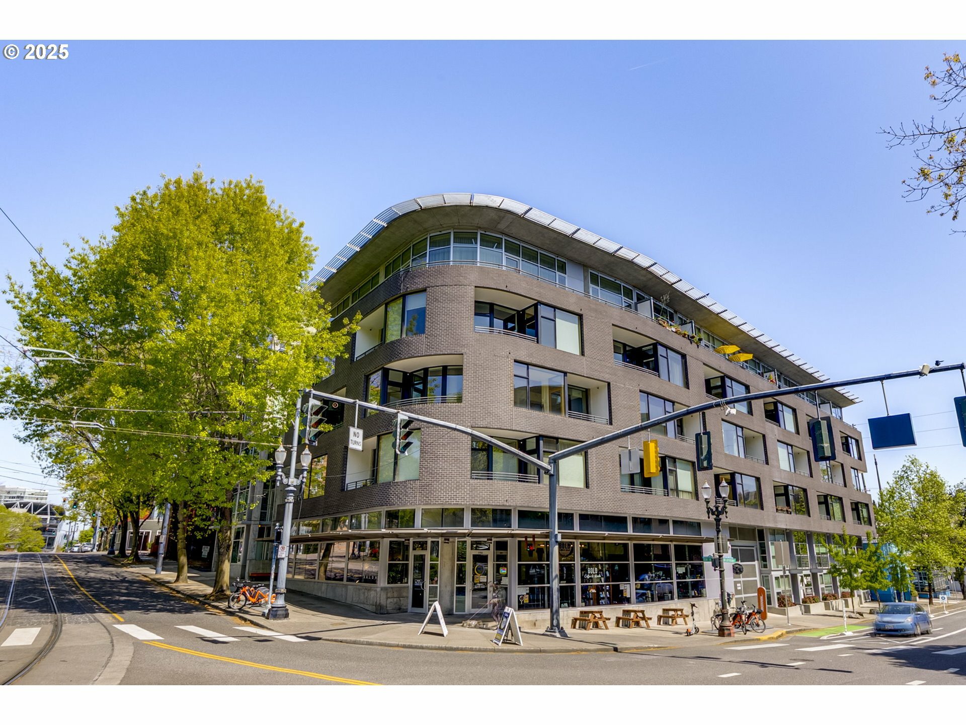 Property Photo: 1234 SW 18th Ave 511 OR 97205