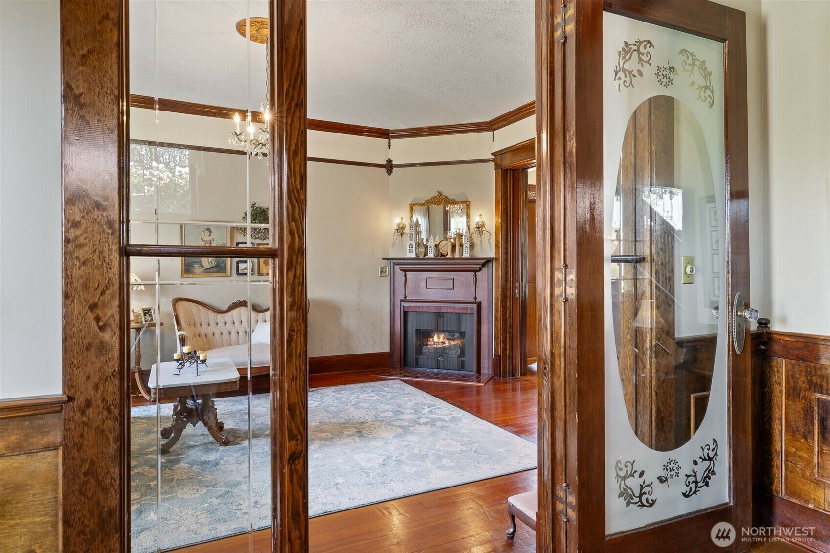 Property Photo: 432 Avenue G WA 98290