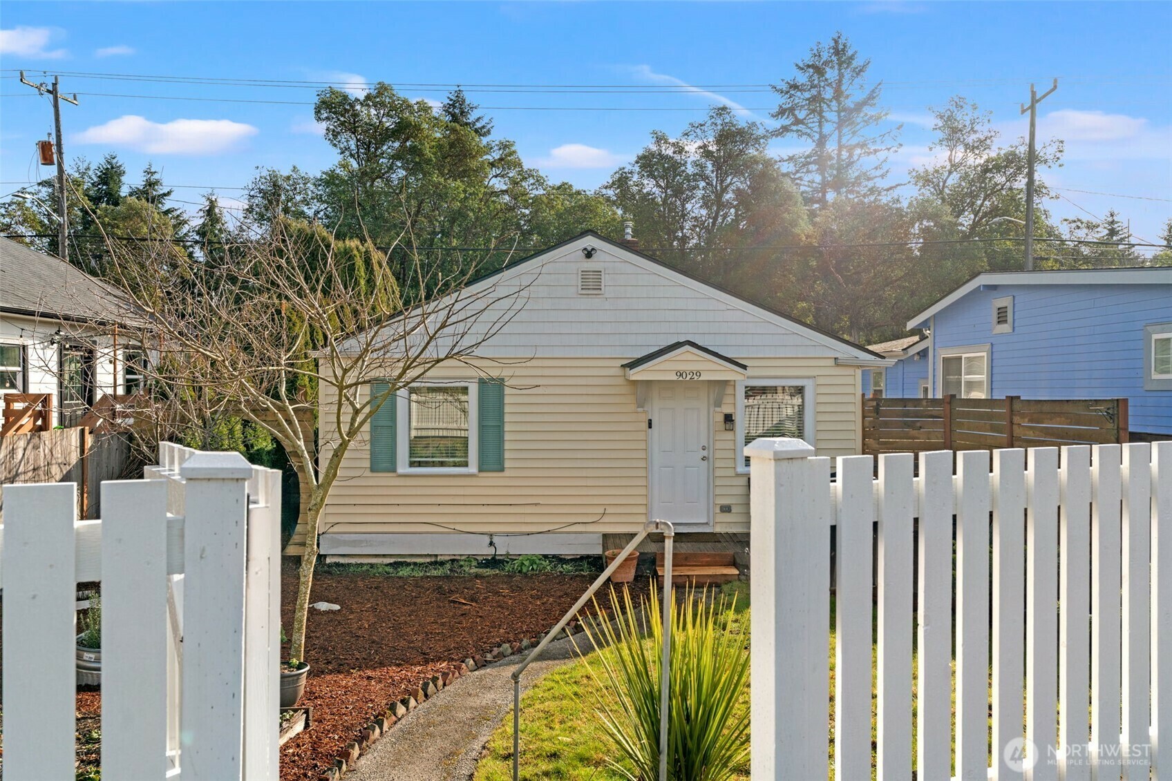 Property Photo:  9029  8th Avenue SW  WA 98106 