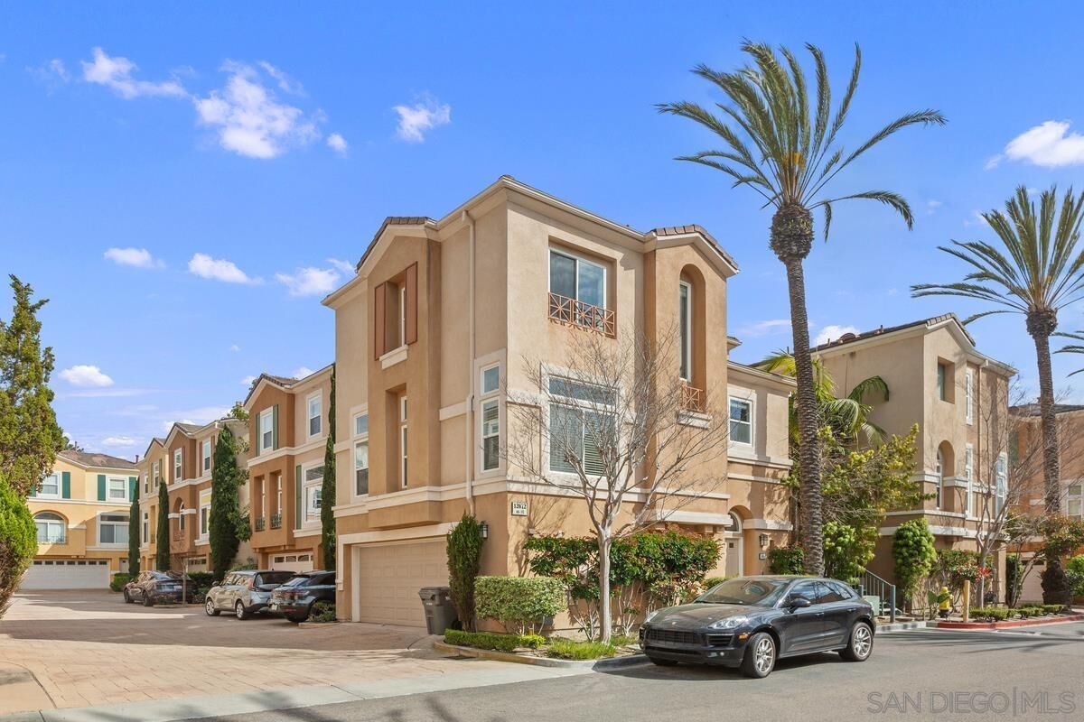 Property Photo:  12672 Carmel Country Rd 46  CA 92130 