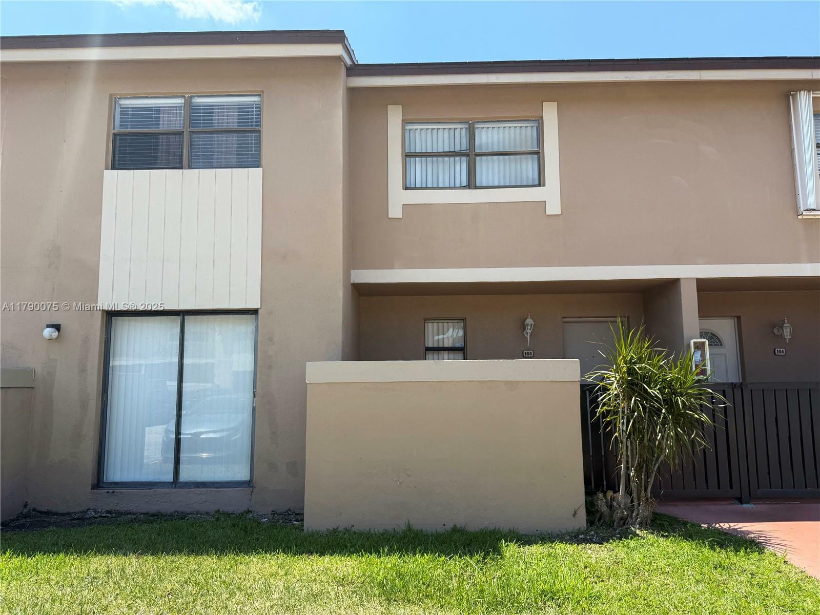 Property Photo: