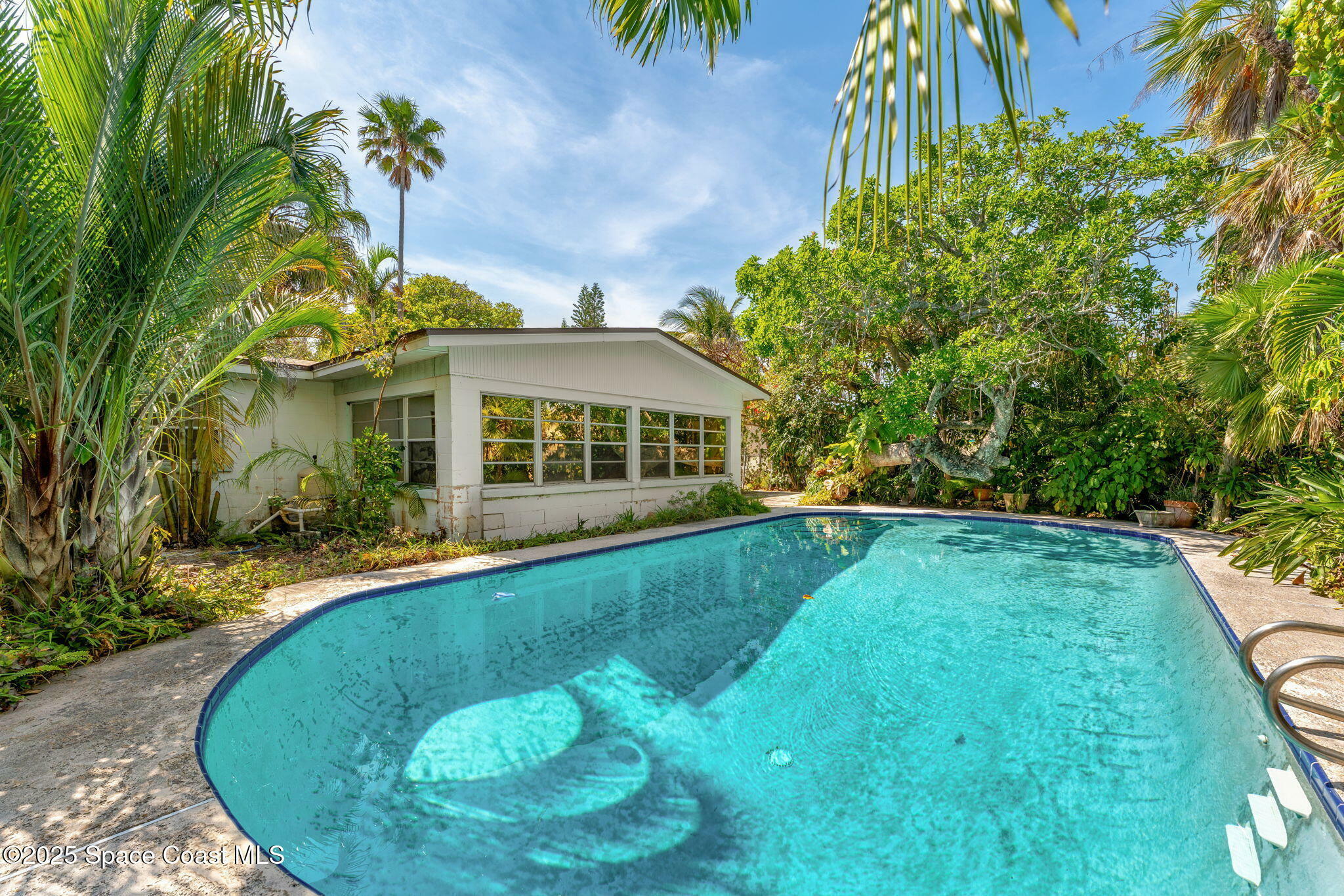Property Photo: 2035 N Shannon Avenue FL 32903