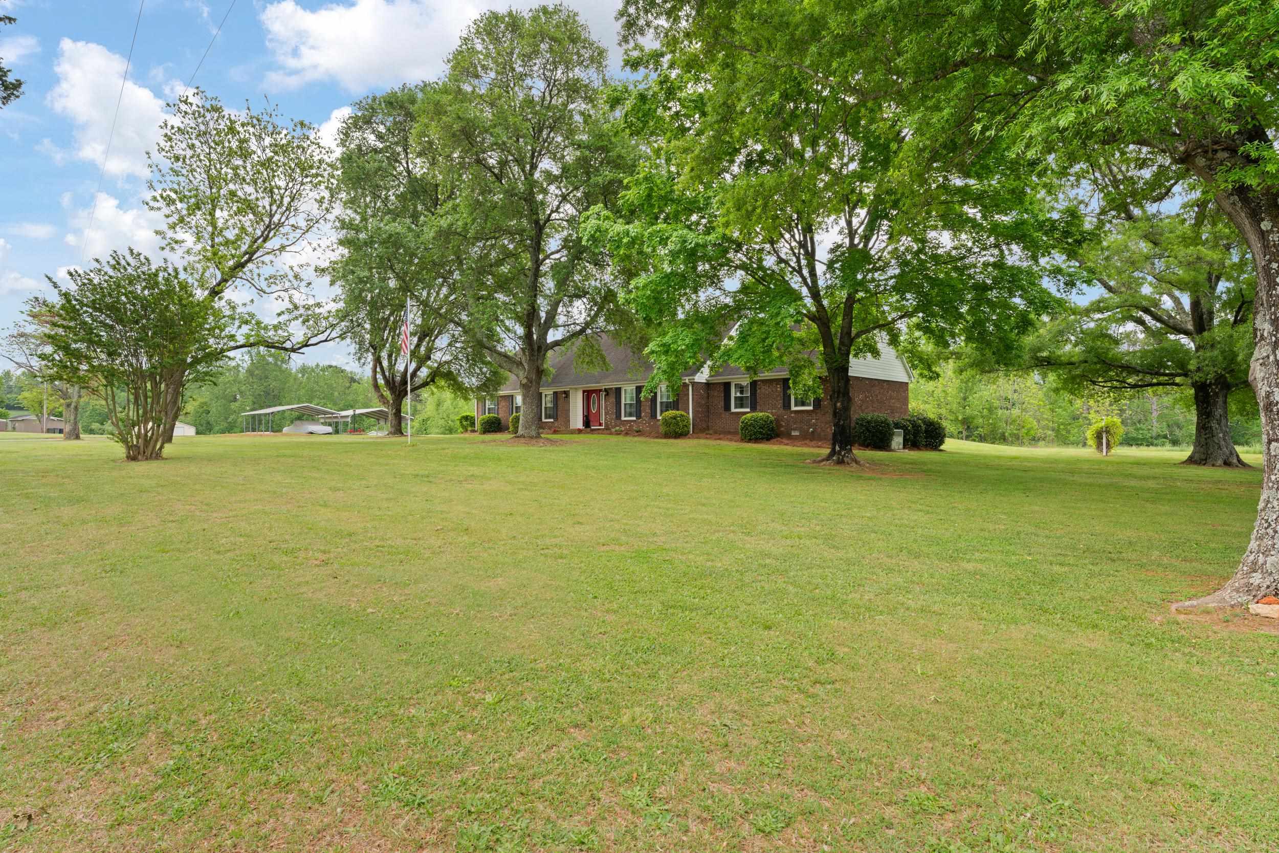 Property Photo: 411 Double Branch Road SC 29330