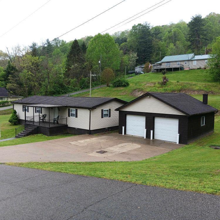 Property Photo:  1601 16th St.  OH 45663 