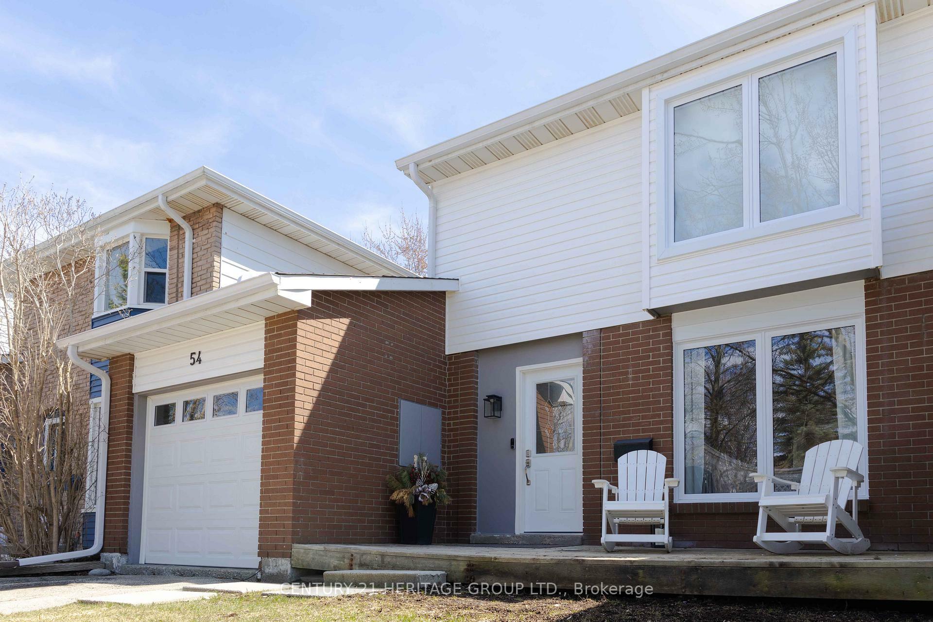 Property Photo: 54 Glen Avon Crescent ON N2N 1C3