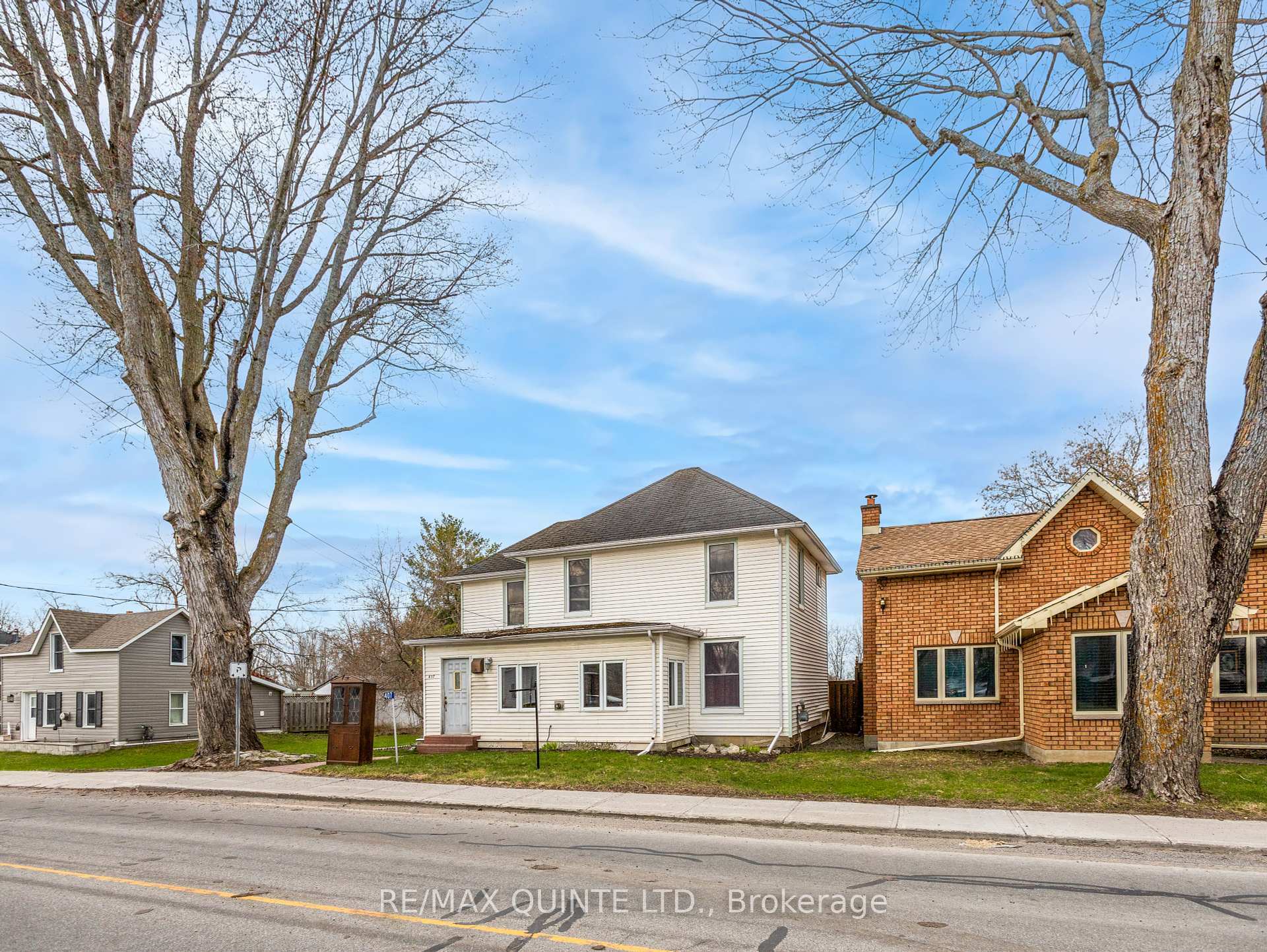 Property Photo: 407 Ashley Street ON K0K 2B0
