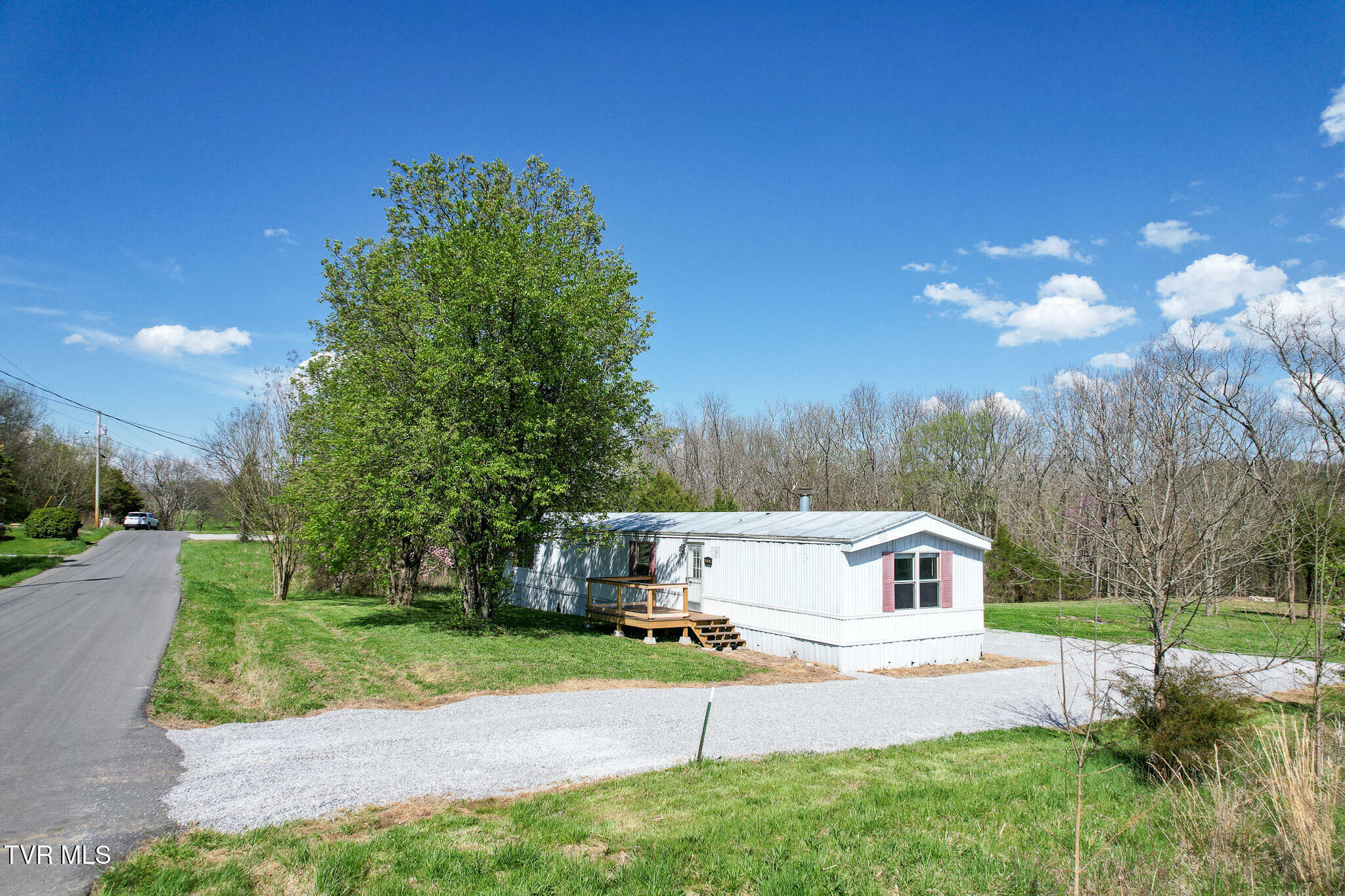 Property Photo: 1620 Delta Valley Rd TN 37743
