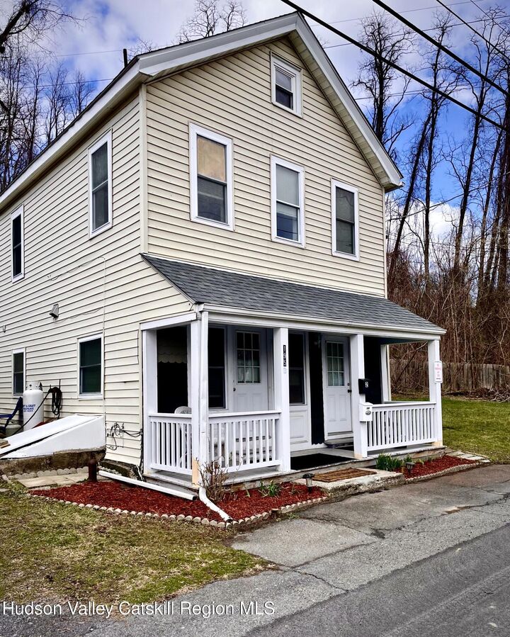 195 North  Kingston NY 12401 photo