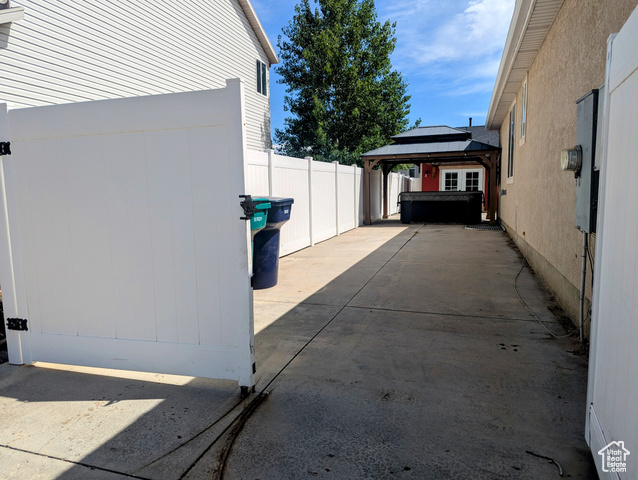 Property Photo:  846 E 2200 S  UT 84015 