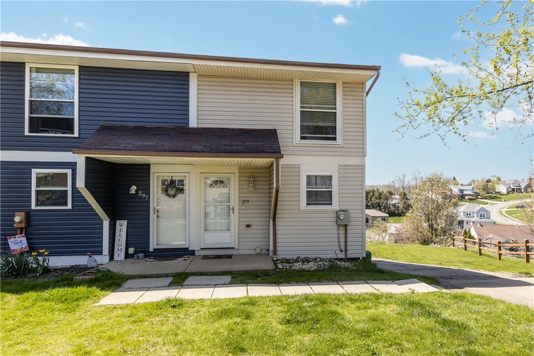 Property Photo: 299 Holland Ct PA 15108