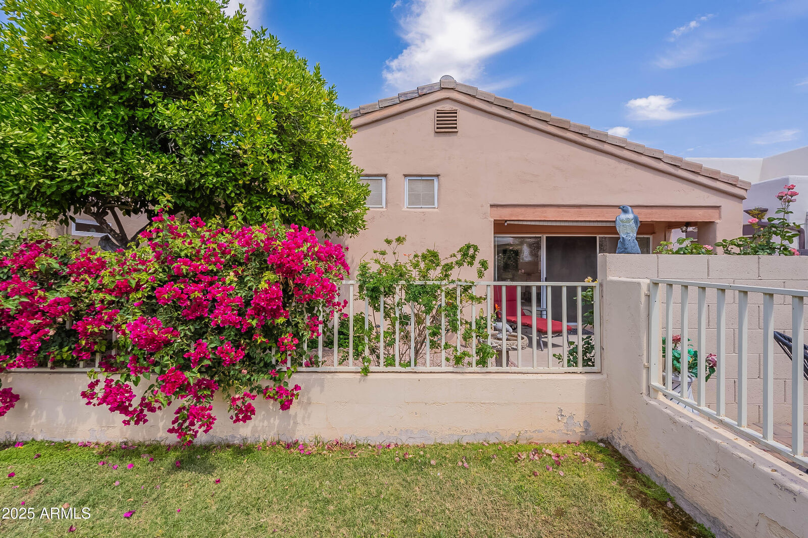 Property Photo:  17224 N Zuni Trail  AZ 85374 