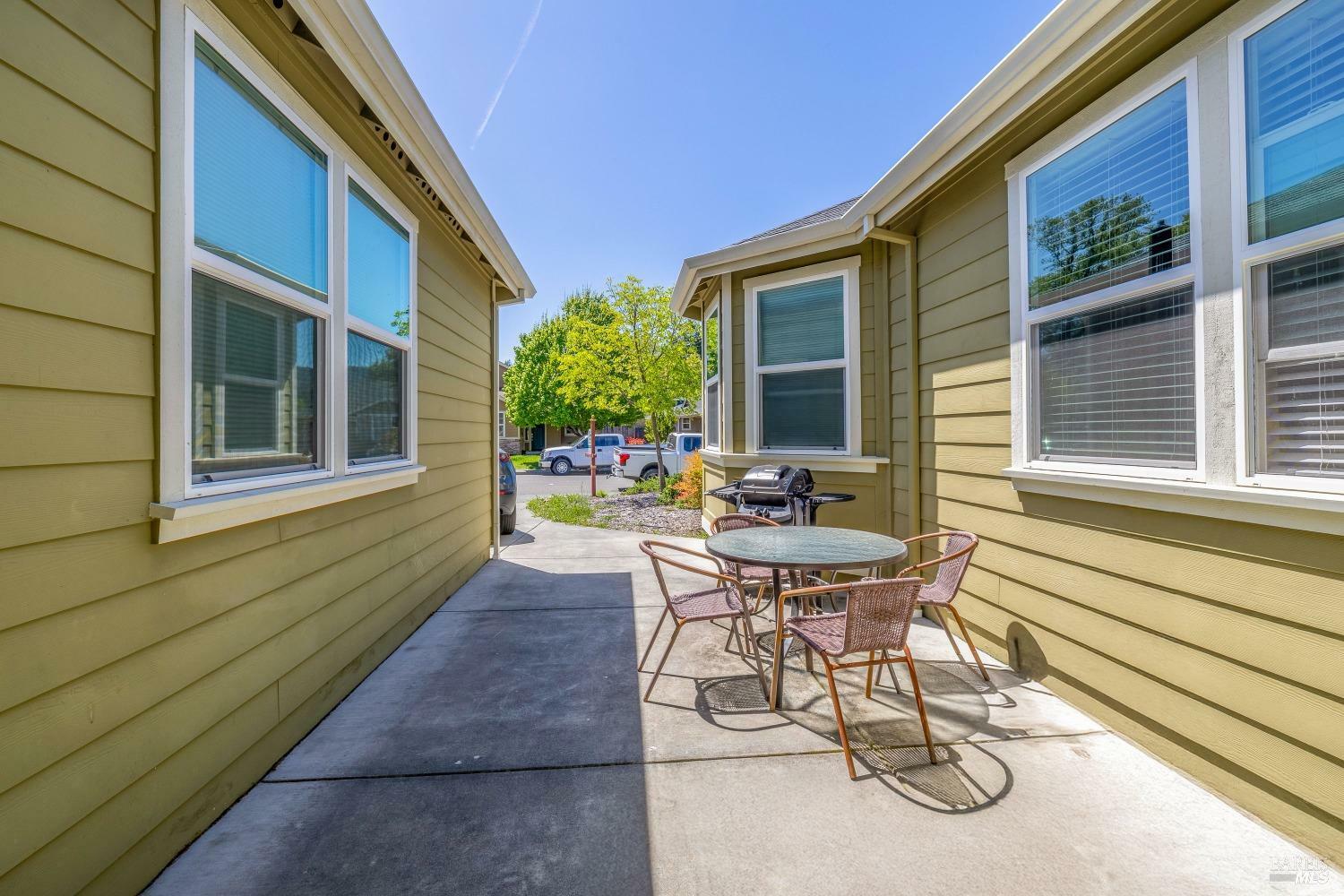 Property Photo: 412 Grove Street CA 95490