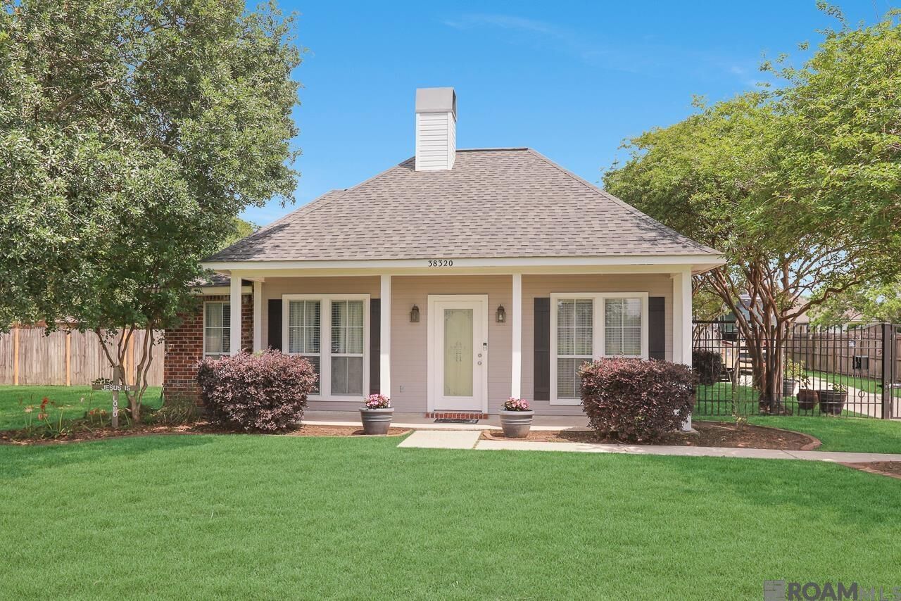 Property Photo:  38320 Duplessis Rd  LA 70769 