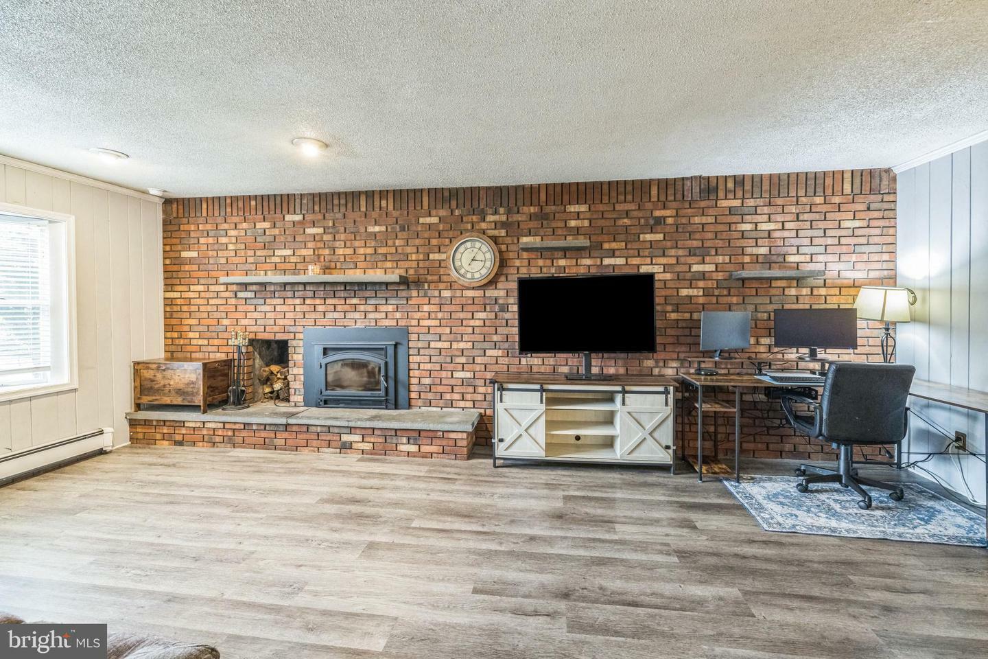Property Photo: 5514 Schantz Road PA 18104