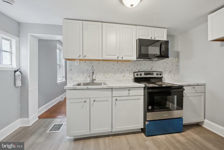 Property Photo: 7115 Yocum Street PA 19142