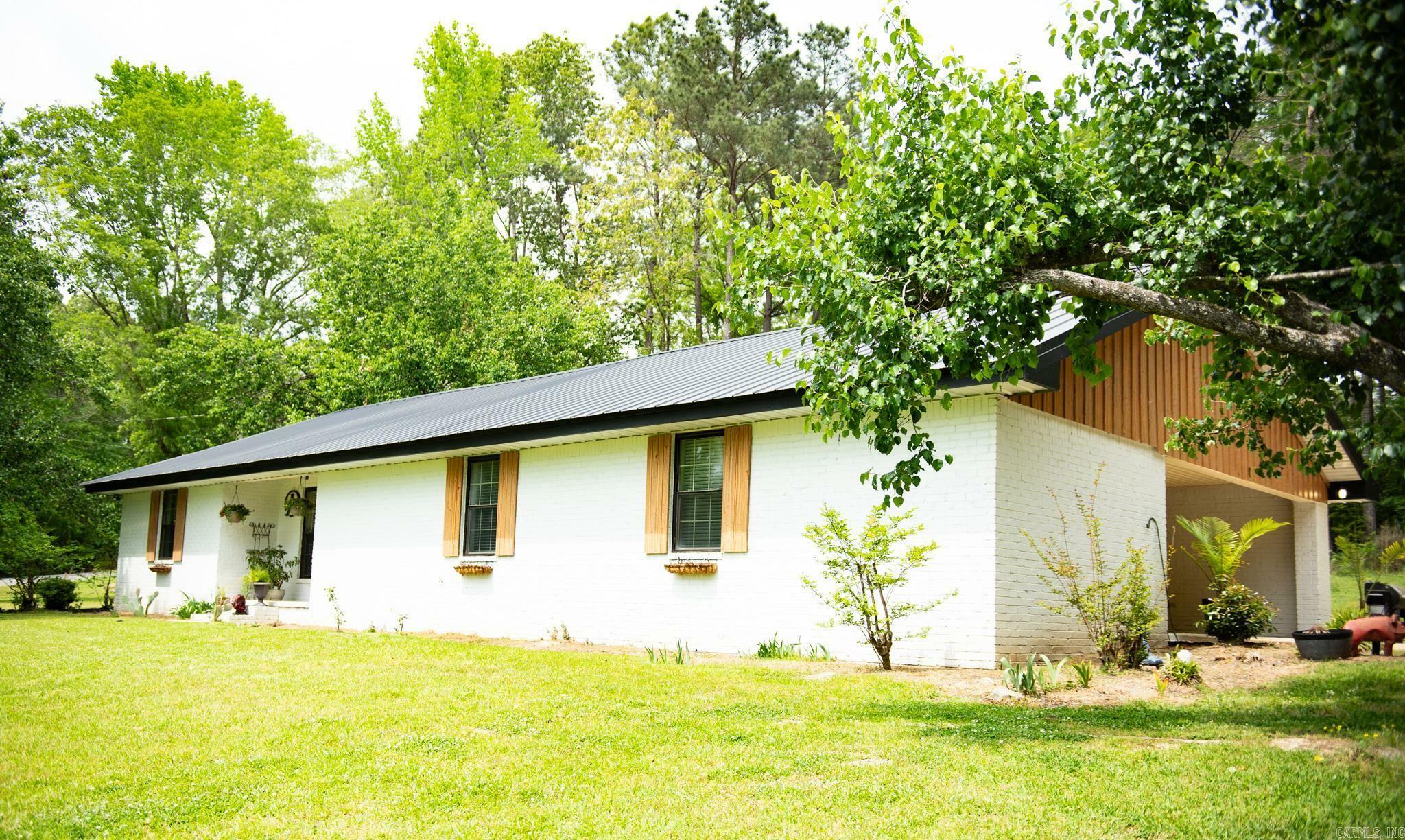 Property Photo: 969 Pigeon Hill Rd. AR 71765