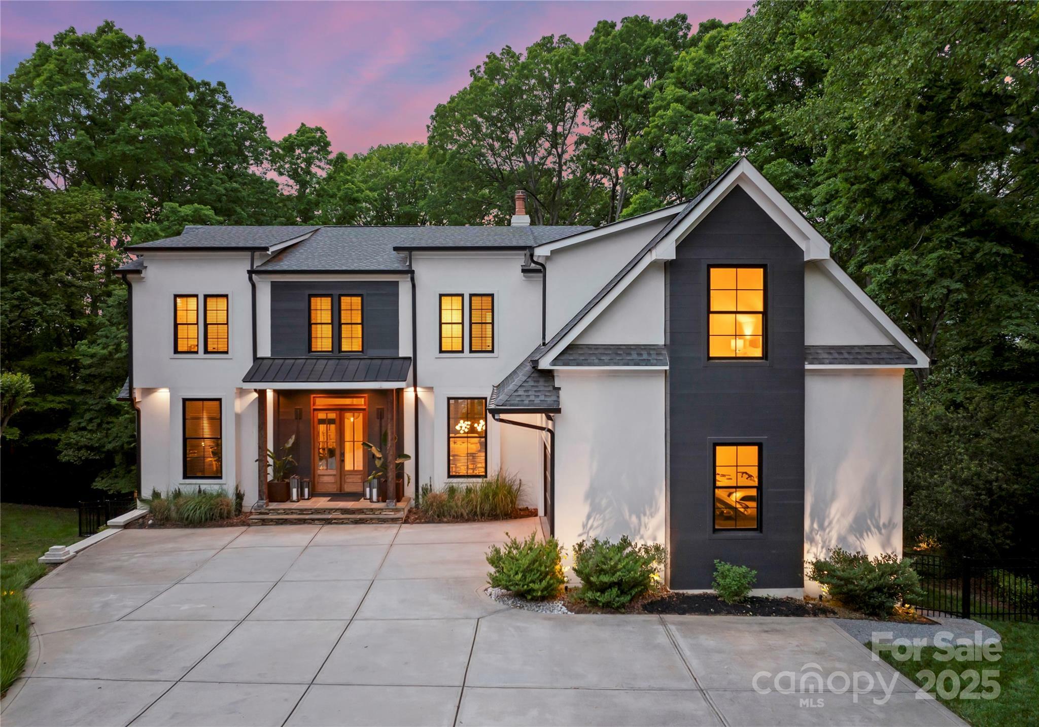 3933 Ayrshire Place  Charlotte NC 28210 photo