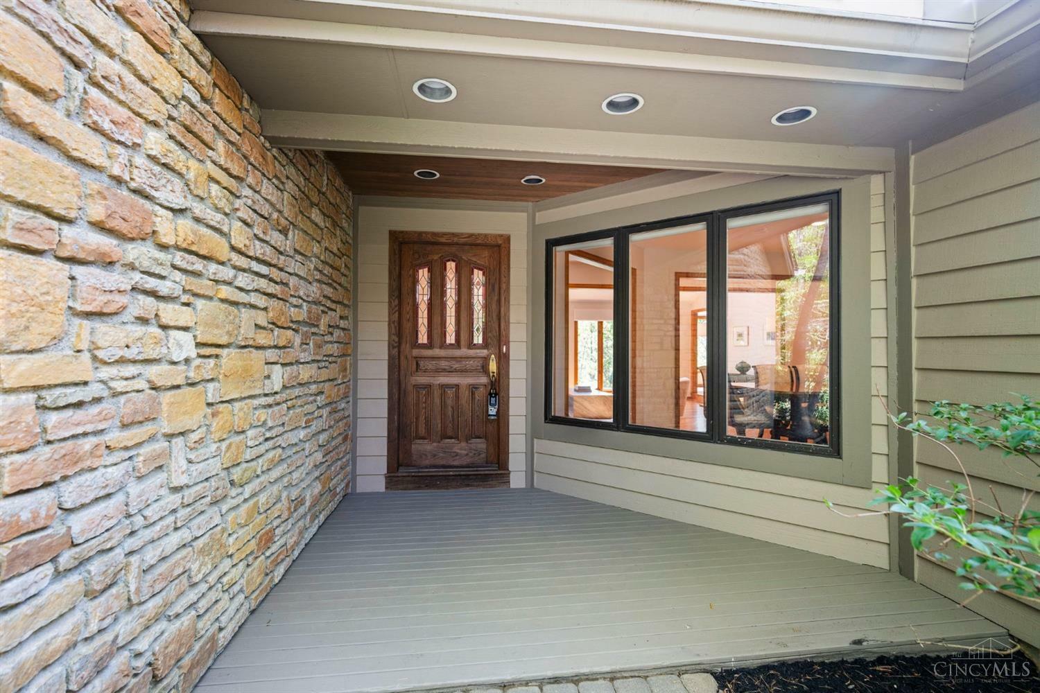 Property Photo: 6121 Lakota Drive OH 45243
