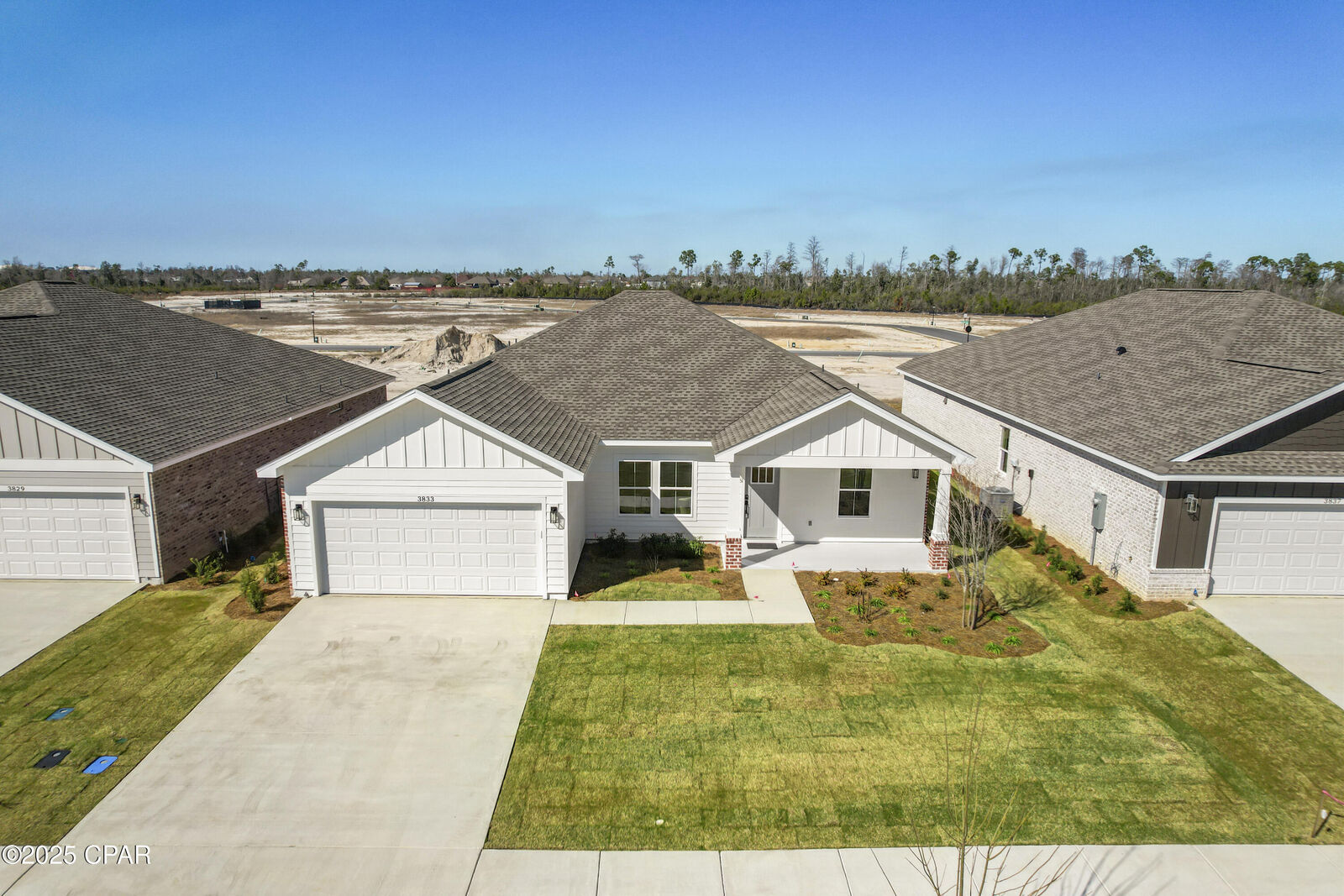 Property Photo: 3833 Red Deer Circle FL 32404