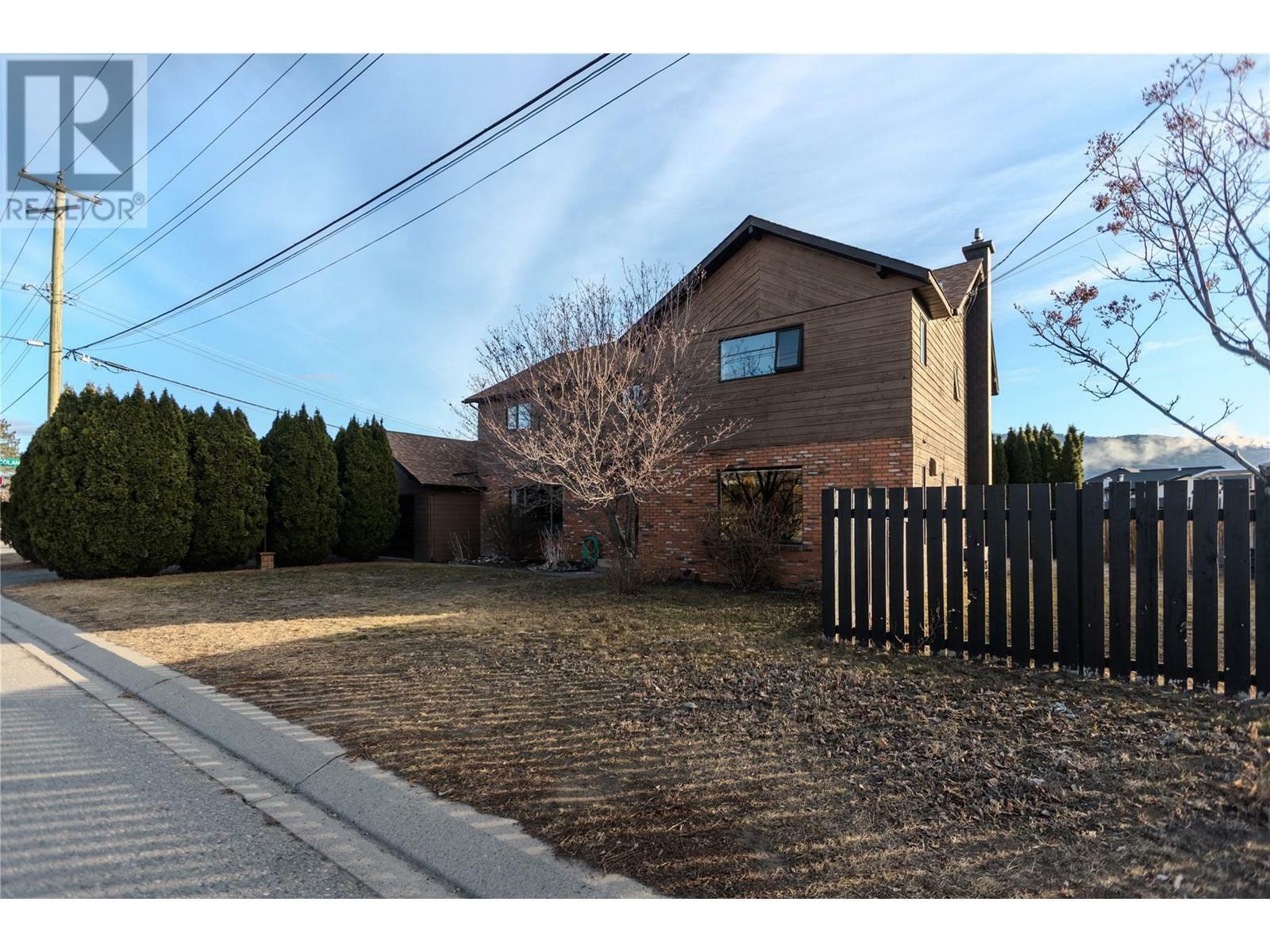 Property Photo: 1515 Lethbridge Avenue BC V2B 8G5