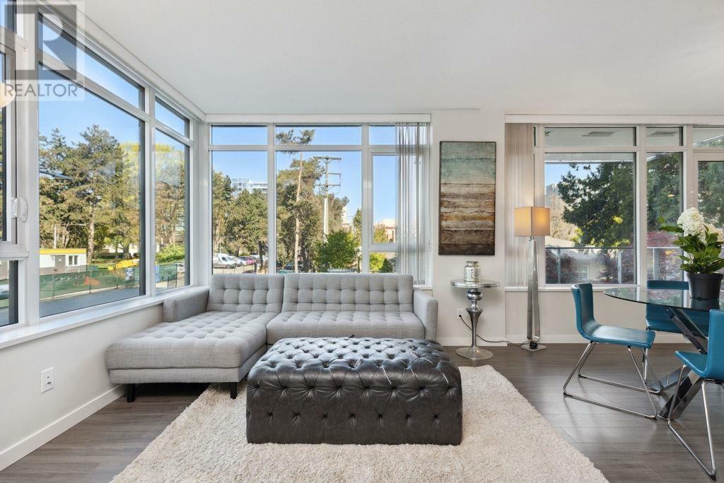 Property Photo: 7328 Gollner Avenue 203 BC V6X 0H7