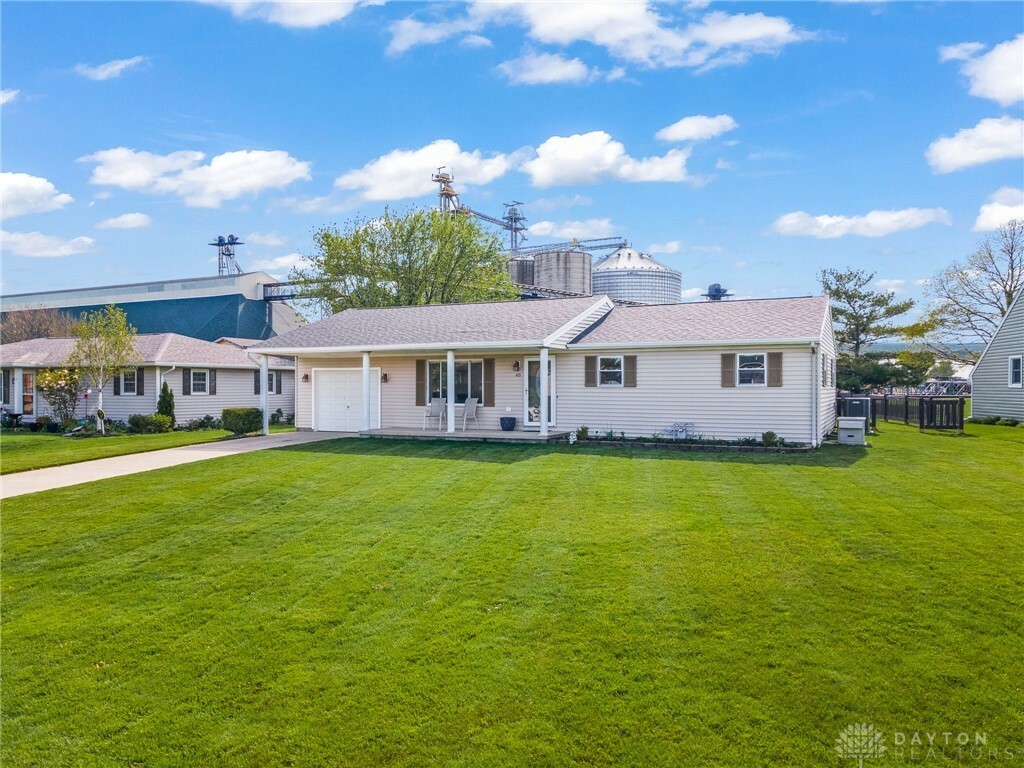 Property Photo: 415 Debra Drive OH 45306