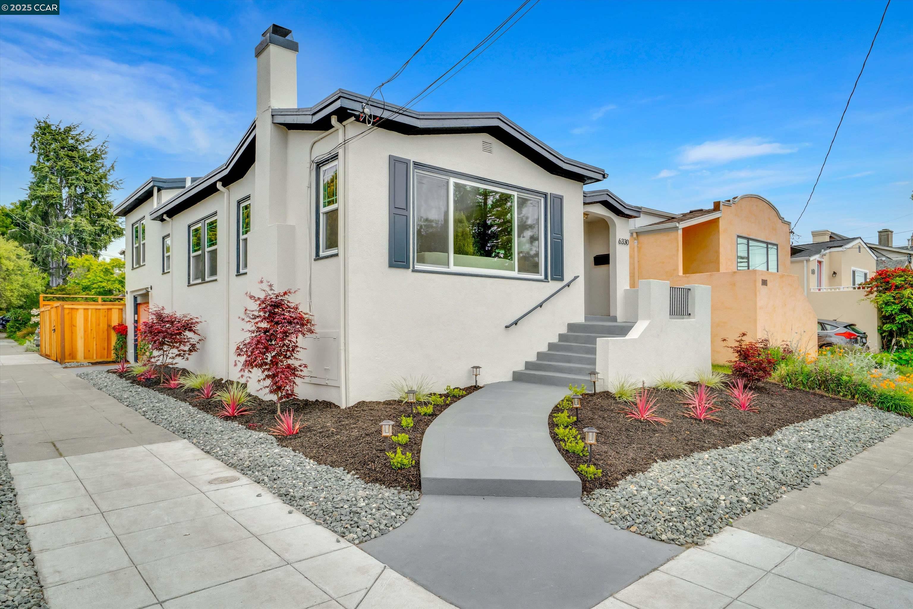 Property Photo: 6330 Racine St CA 94609