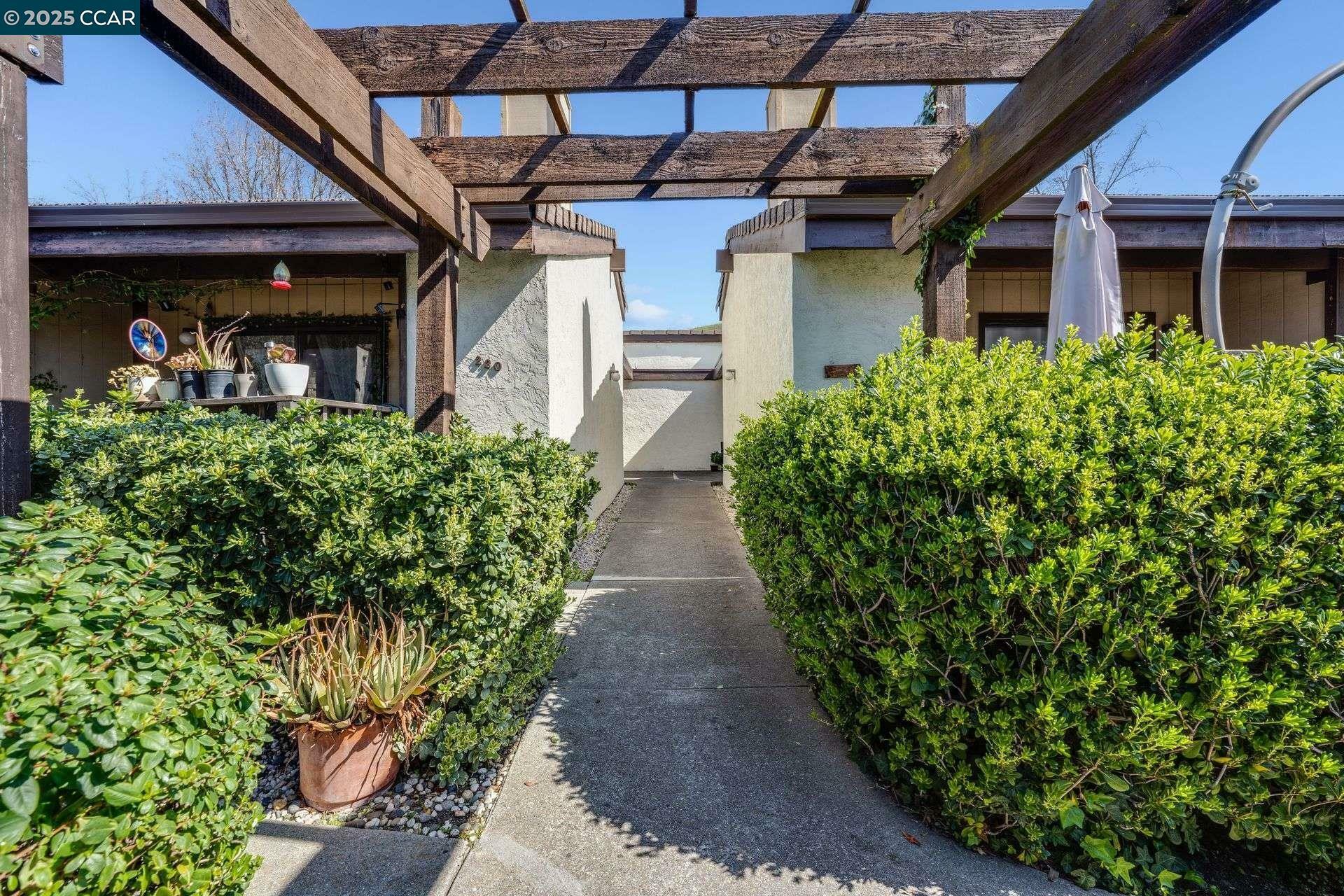216 Tangerine Ct  San Ramon CA 94583 photo