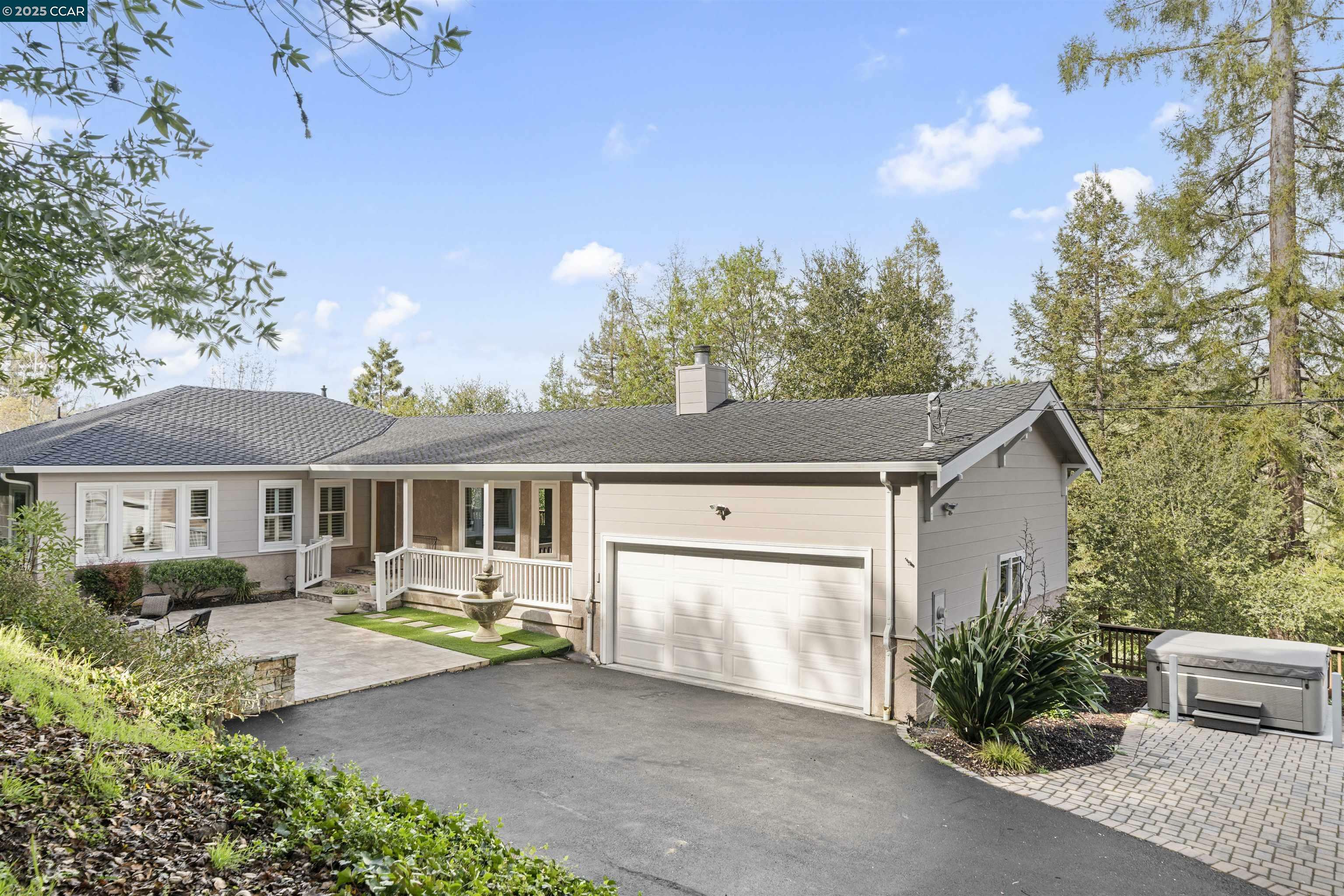 6 Monte Veda Dr  Orinda CA 94563 photo